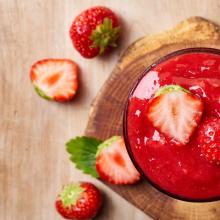 Image of Strawberry Rhubarb Crumble Smoothie 