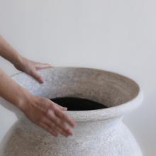 Cream Pouk Vase by Objects